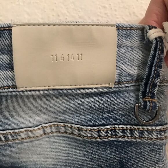 KDNK 11 4 14 11 painted & distressed light wash stretch denim jeans 32 - Picture 4 of 7